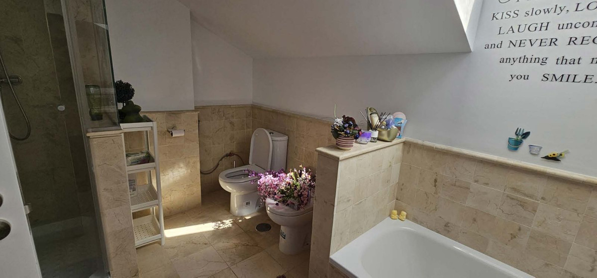 4 Bed Townhouse for sale in Benalmadena Costa Del Sol, Málaga, Spain