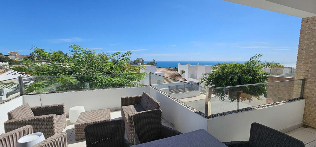 4 Bed Townhouse for sale in Benalmadena Costa Del Sol, Málaga, Spain