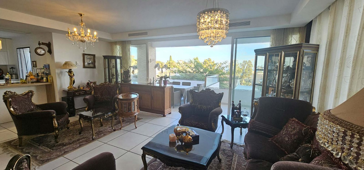 4 Bed Townhouse for sale in Benalmadena Costa Del Sol, Málaga, Spain