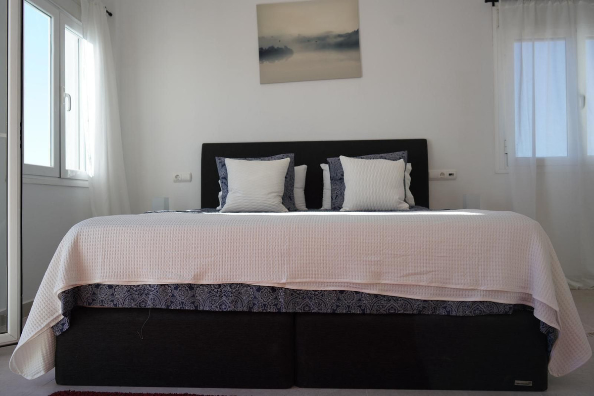 5 Bed Townhouse for sale in Mijas Golf Costa Del Sol, Málaga, Spain