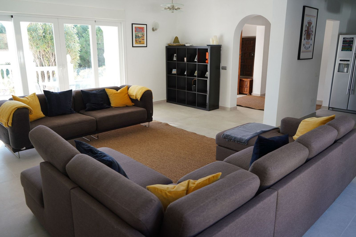 5 Bed Townhouse for sale in Mijas Golf Costa Del Sol, Málaga, Spain