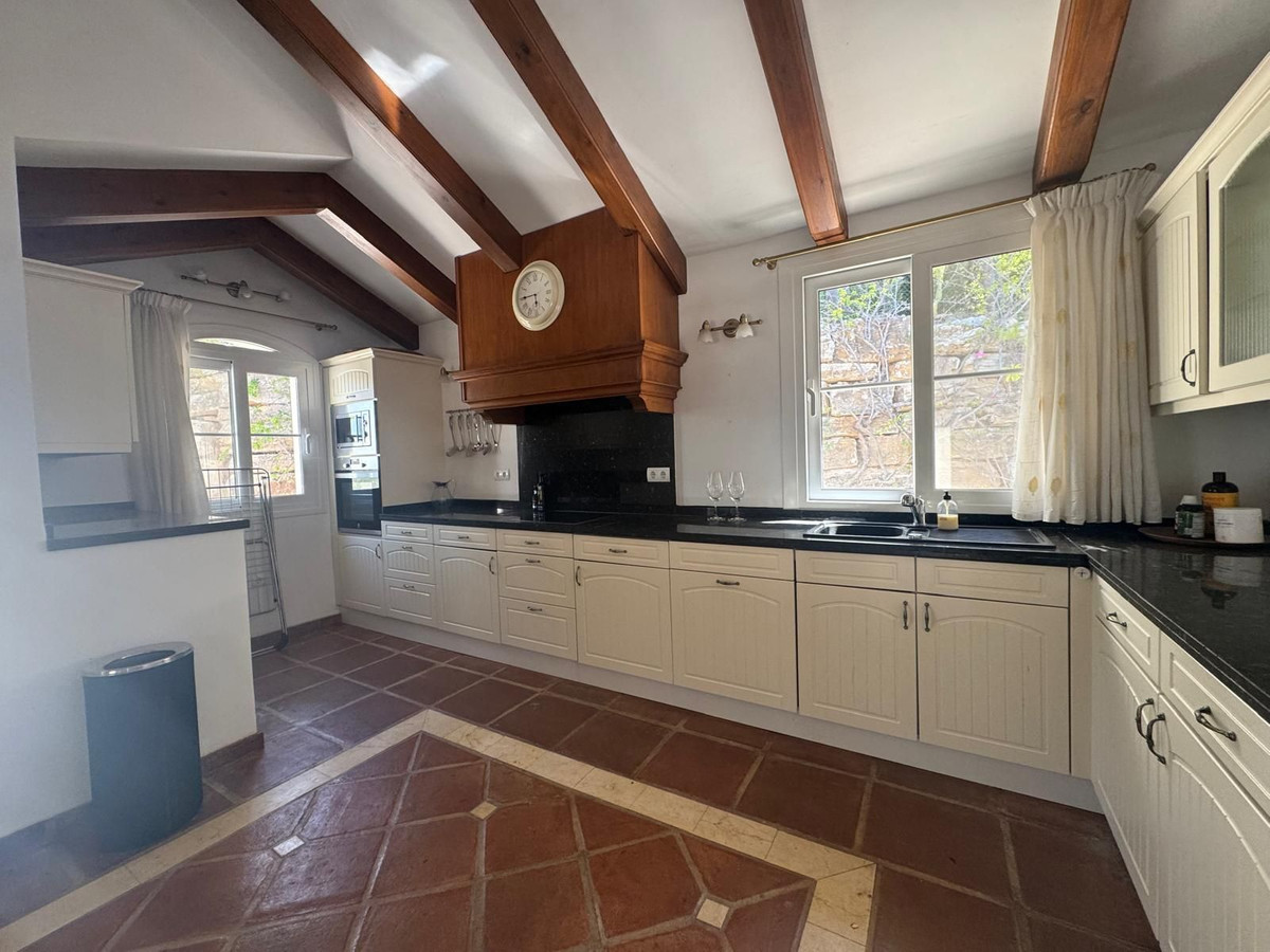 Se vende Villa - Chalet de 3 dormitorios en Costa Del Sol, Málaga, España