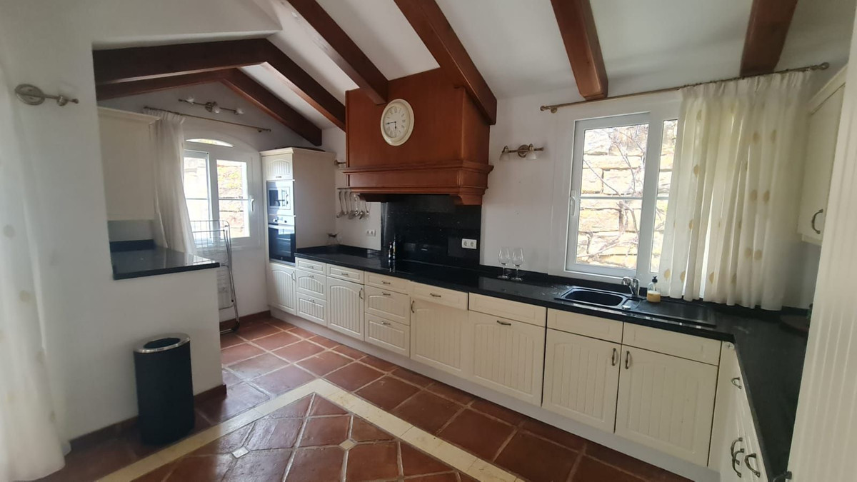 Se vende Villa - Chalet de 3 dormitorios en Costa Del Sol, Málaga, España