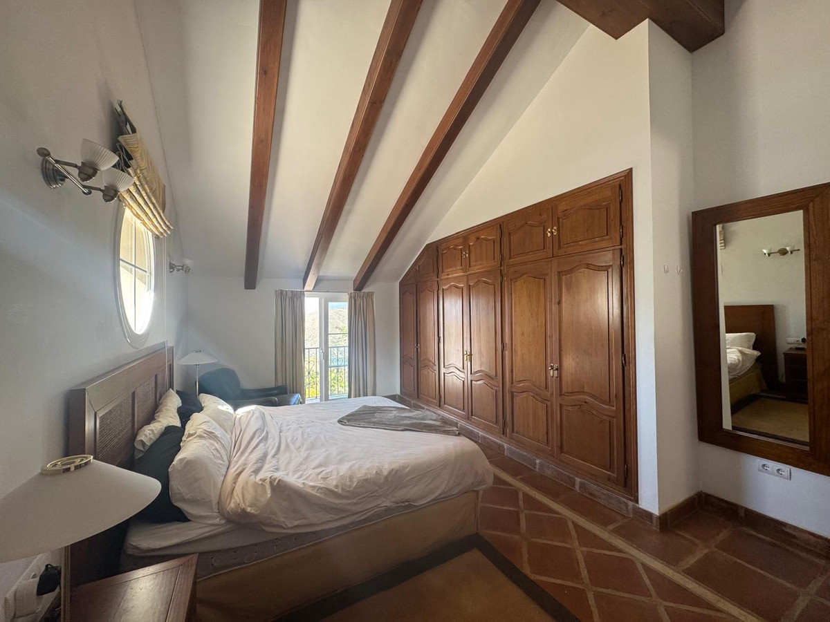 Se vende Villa - Chalet de 3 dormitorios en Costa Del Sol, Málaga, España
