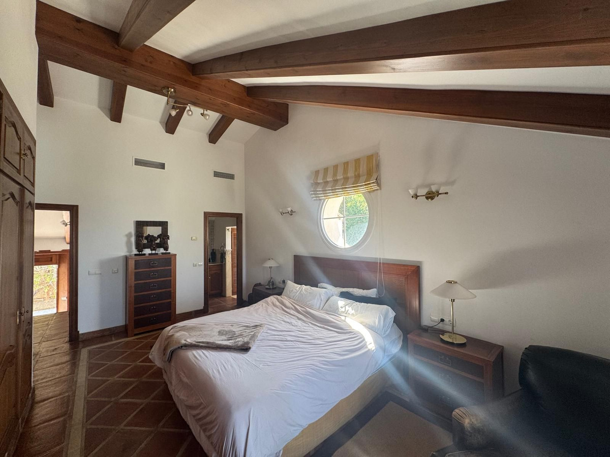 Se vende Villa - Chalet de 3 dormitorios en Costa Del Sol, Málaga, España