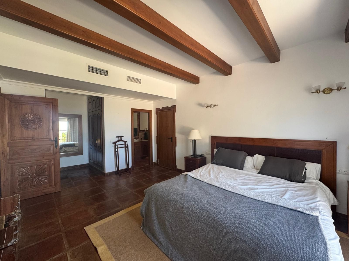 Se vende Villa - Chalet de 3 dormitorios en Costa Del Sol, Málaga, España