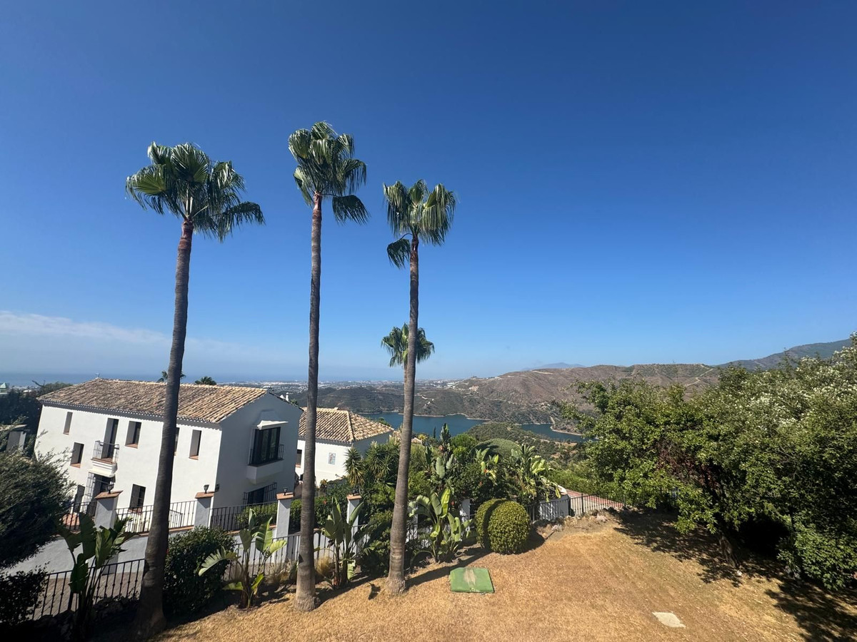 Se vende Villa - Chalet de 3 dormitorios en Costa Del Sol, Málaga, España