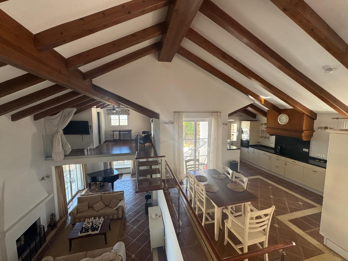 Se vende Villa - Chalet de 3 dormitorios en Costa Del Sol, Málaga, España