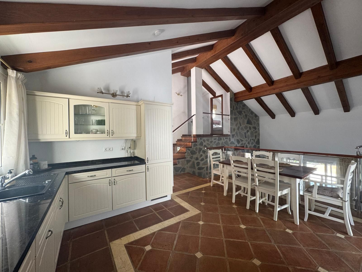 Se vende Villa - Chalet de 3 dormitorios en Costa Del Sol, Málaga, España