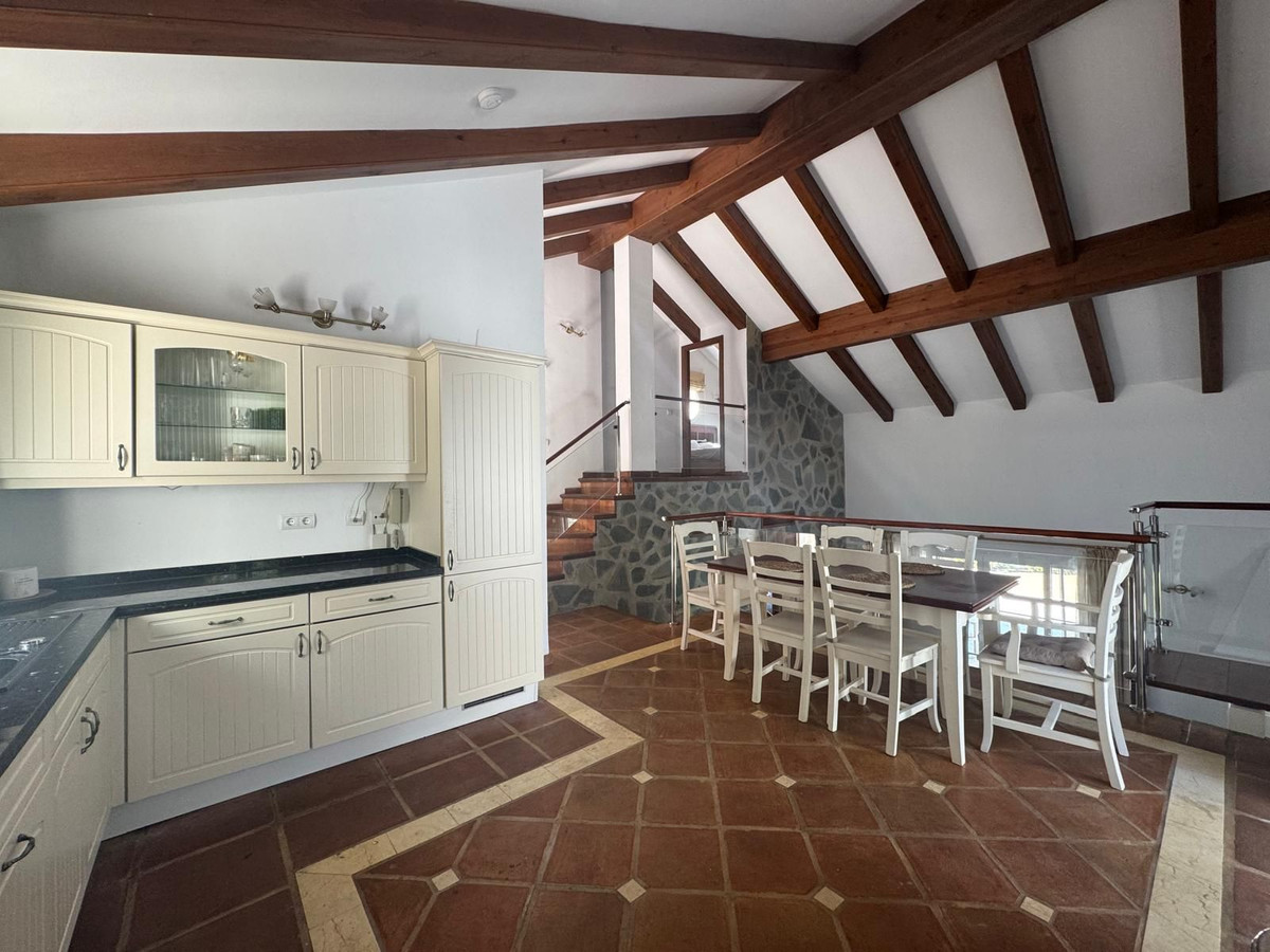 Se vende Villa - Chalet de 3 dormitorios en Costa Del Sol, Málaga, España