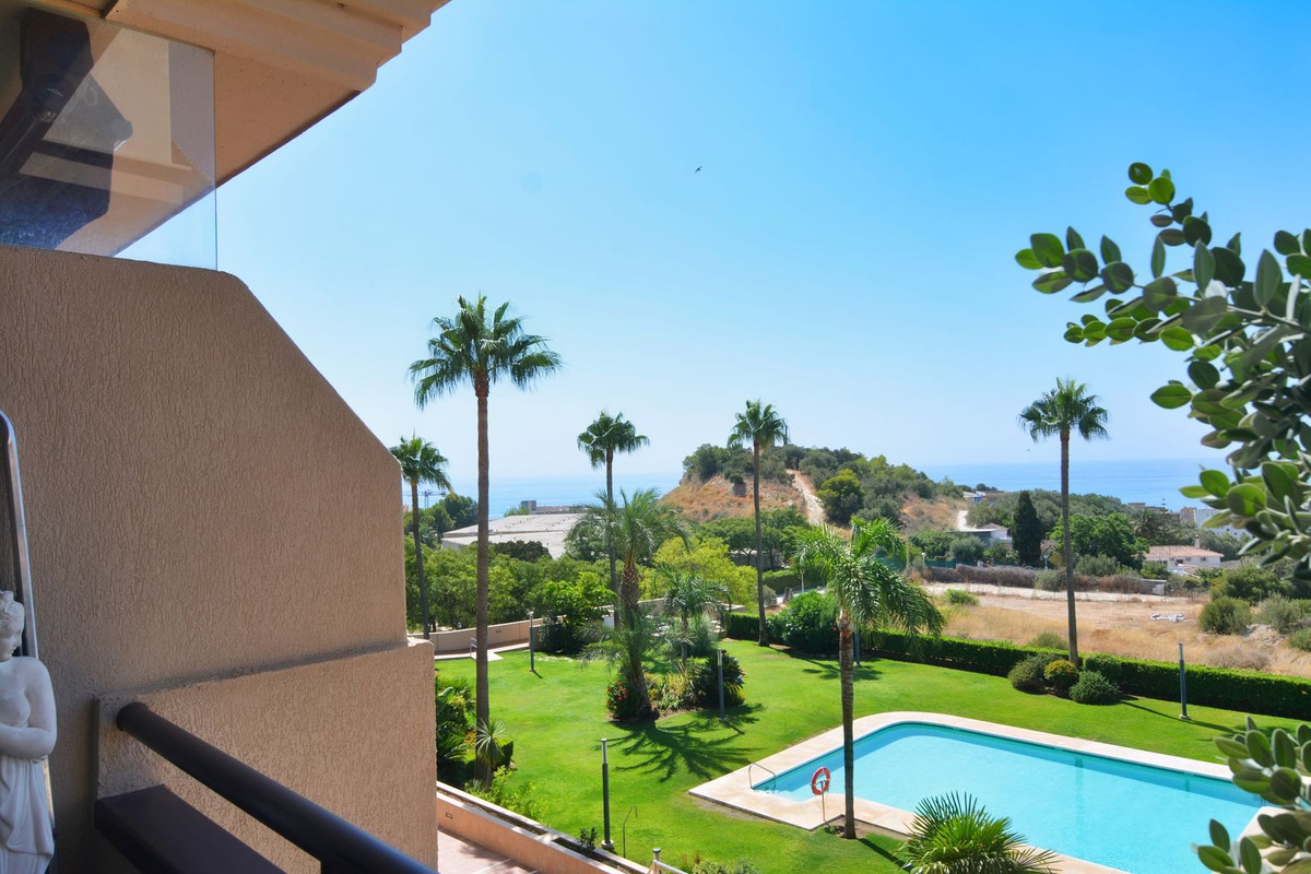 Se vende Apartamento Planta Media de 4 dormitorios en Costa Del Sol, Málaga, España