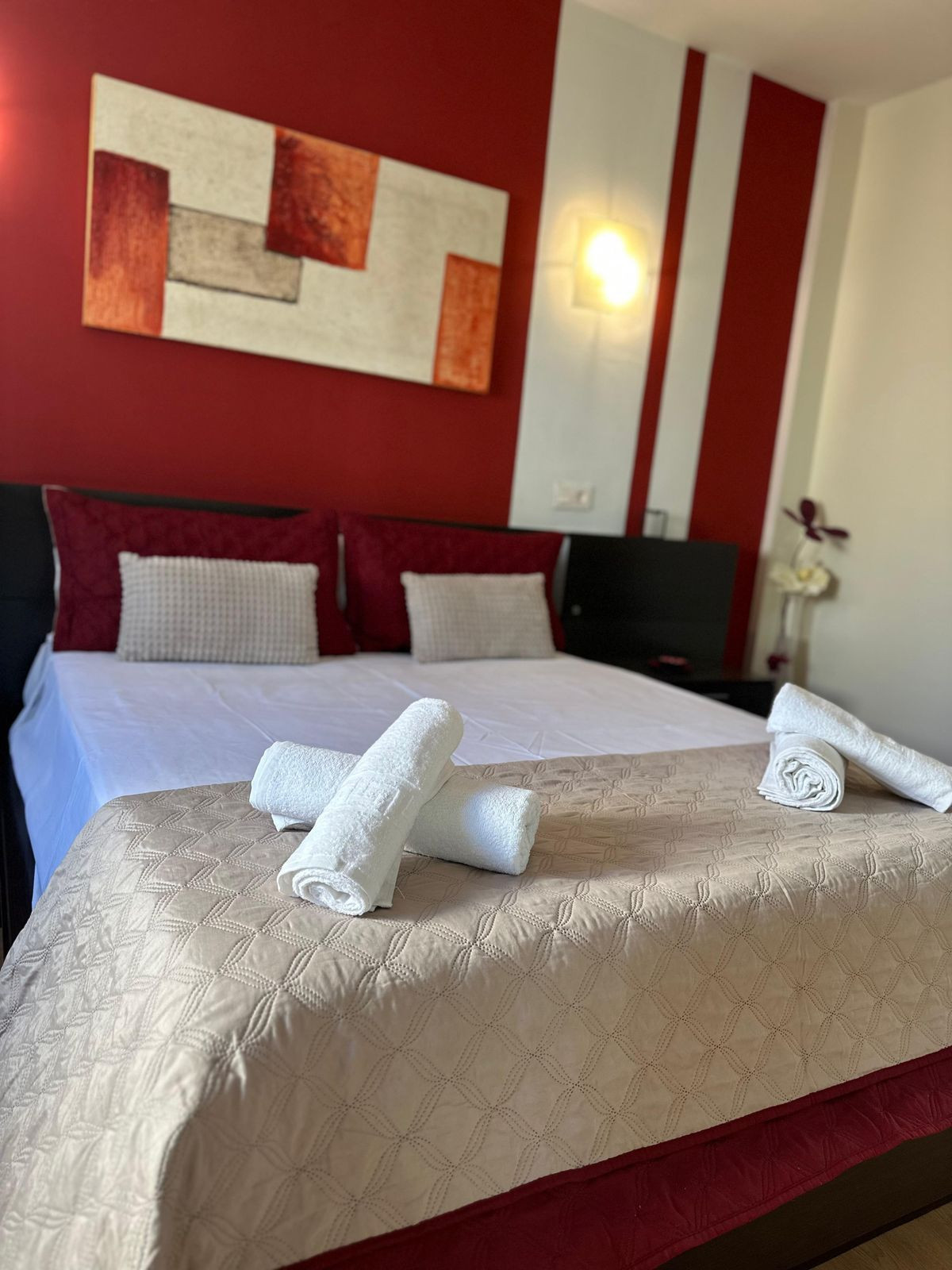 2 Bed Apartment for sale in Fuengirola Costa Del Sol, Málaga, Spain
