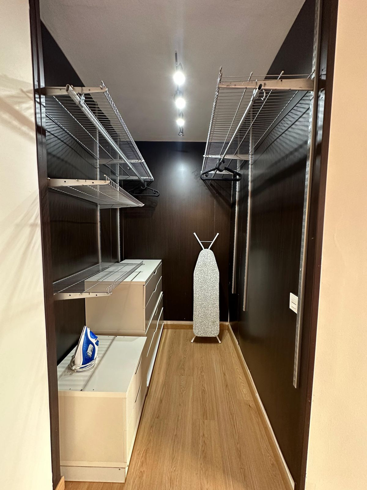 2 Bed Apartment for sale in Fuengirola Costa Del Sol, Málaga, Spain