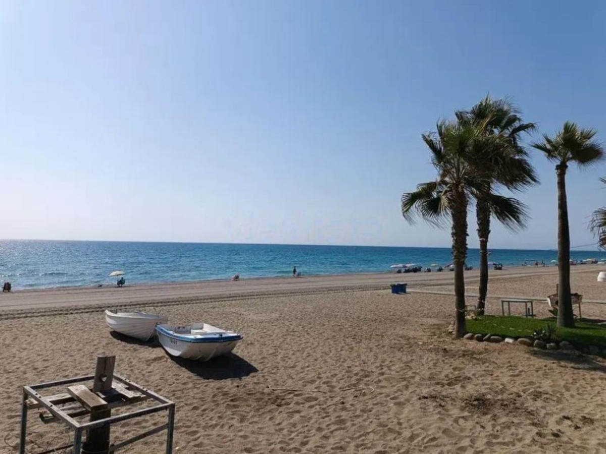 2 Bed Apartment for sale in Manilva Costa Del Sol, Málaga, Spain
