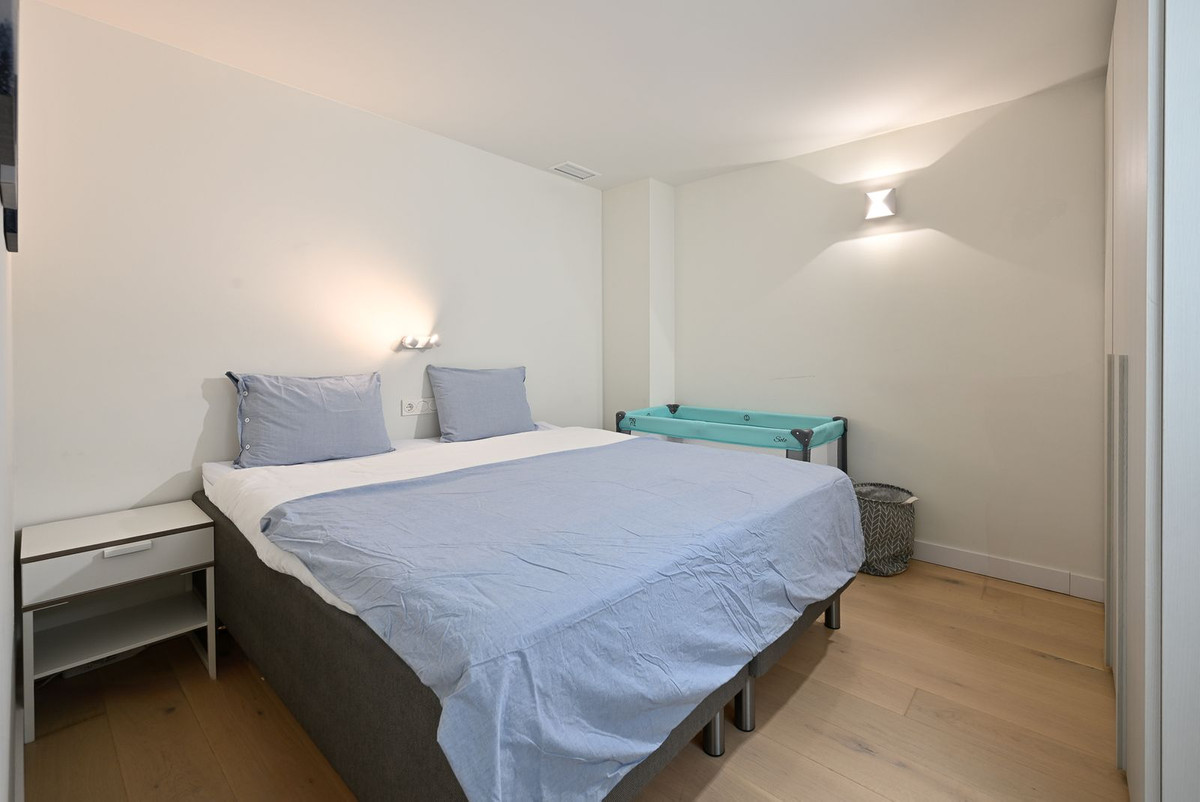3 Bed Apartment for sale in Fuengirola Costa Del Sol, Málaga, Spain