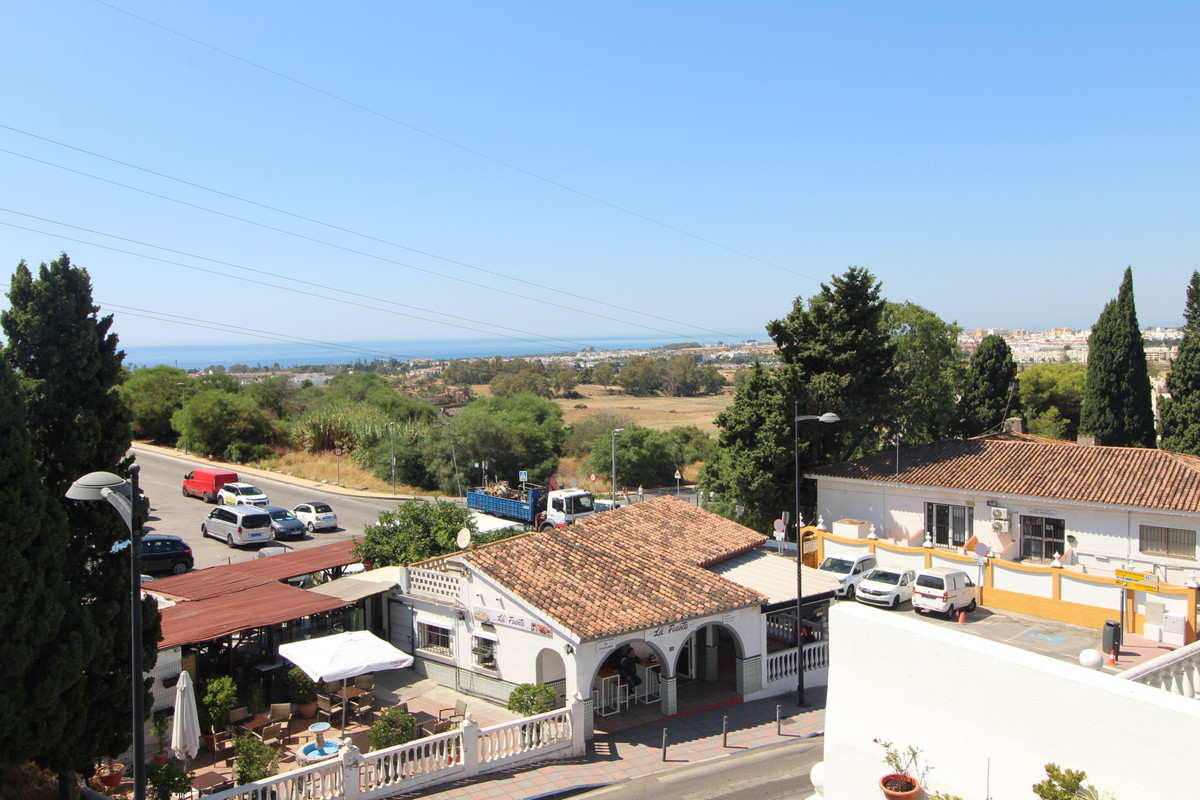 4 Bed Townhouse for sale in Nueva Andalucía Costa Del Sol, Málaga, Spain