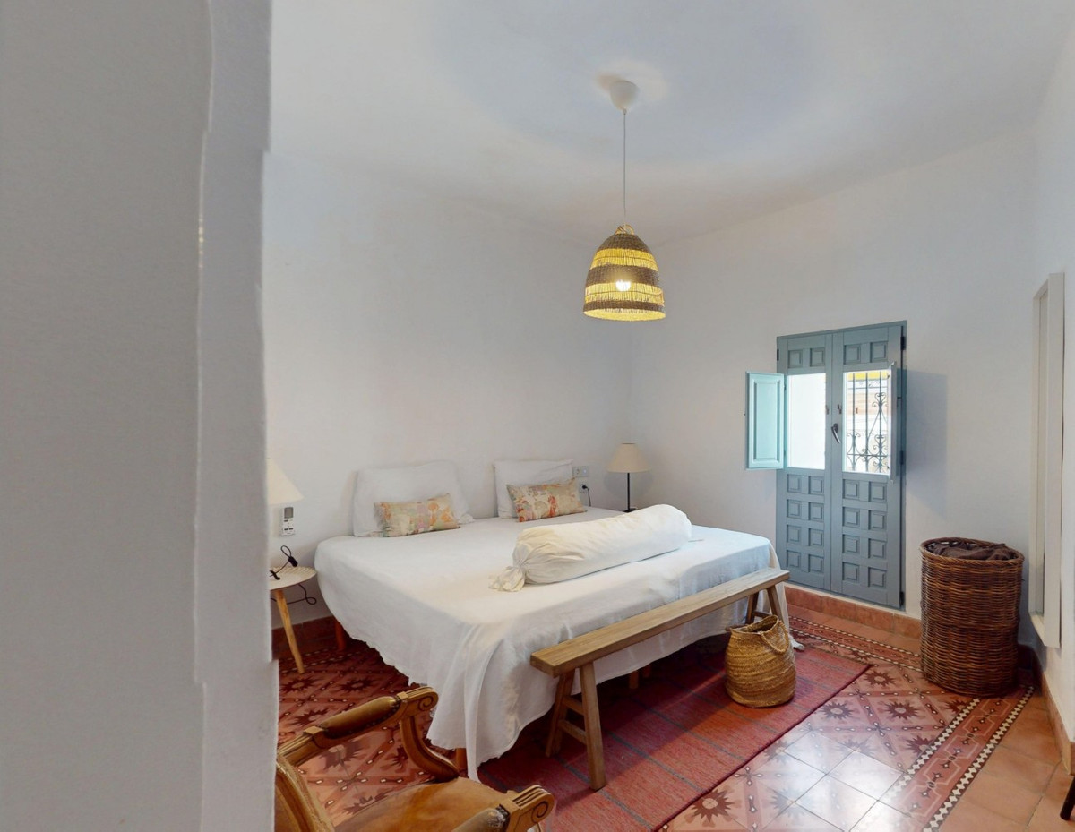 3 Bed Townhouse for sale in Sedella Costa Del Sol East, Málaga, Spain