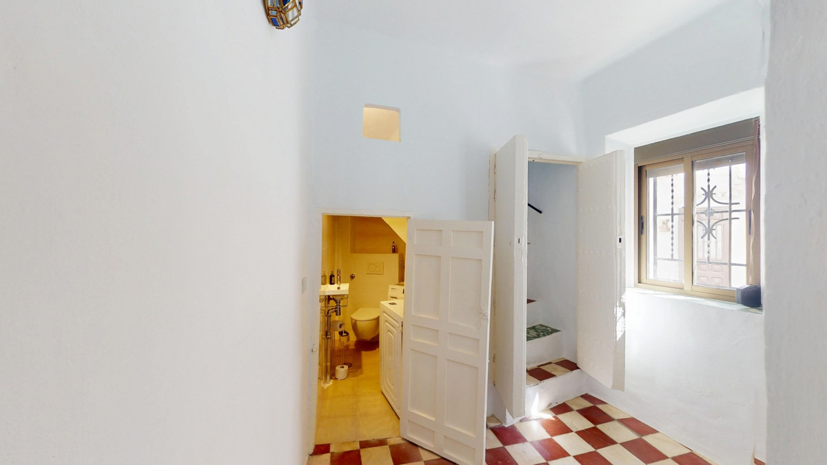 3 Bed Townhouse for sale in Sedella Costa Del Sol East, Málaga, Spain