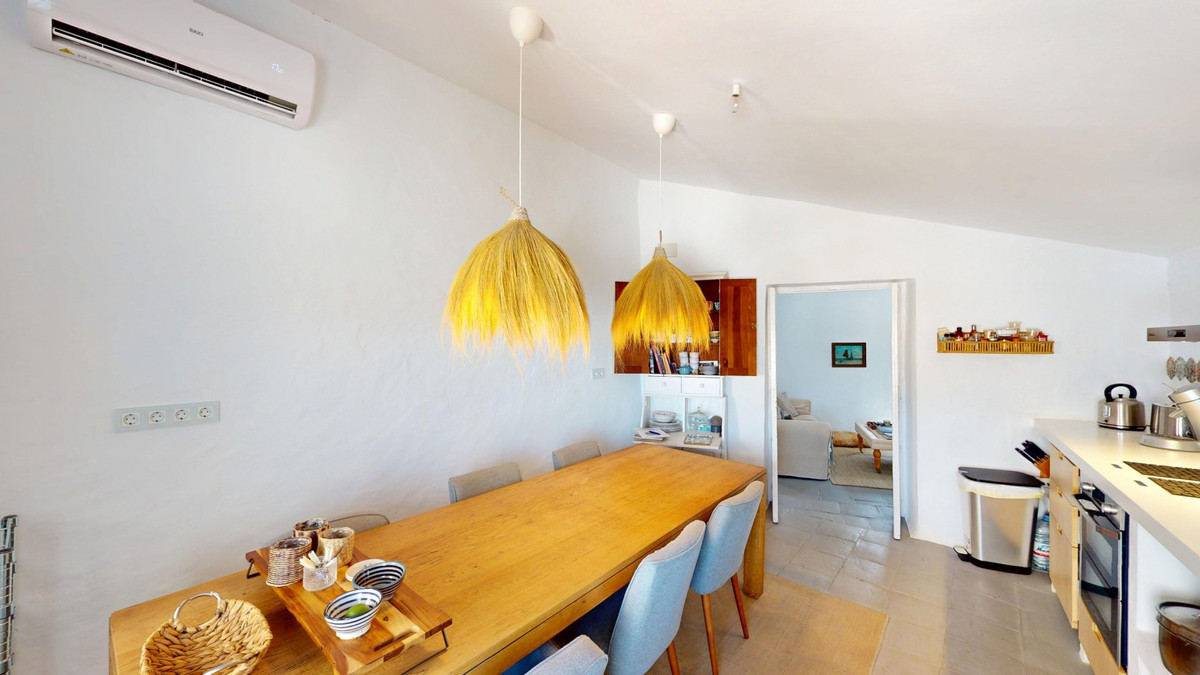 3 Bed Townhouse for sale in Sedella Costa Del Sol East, Málaga, Spain