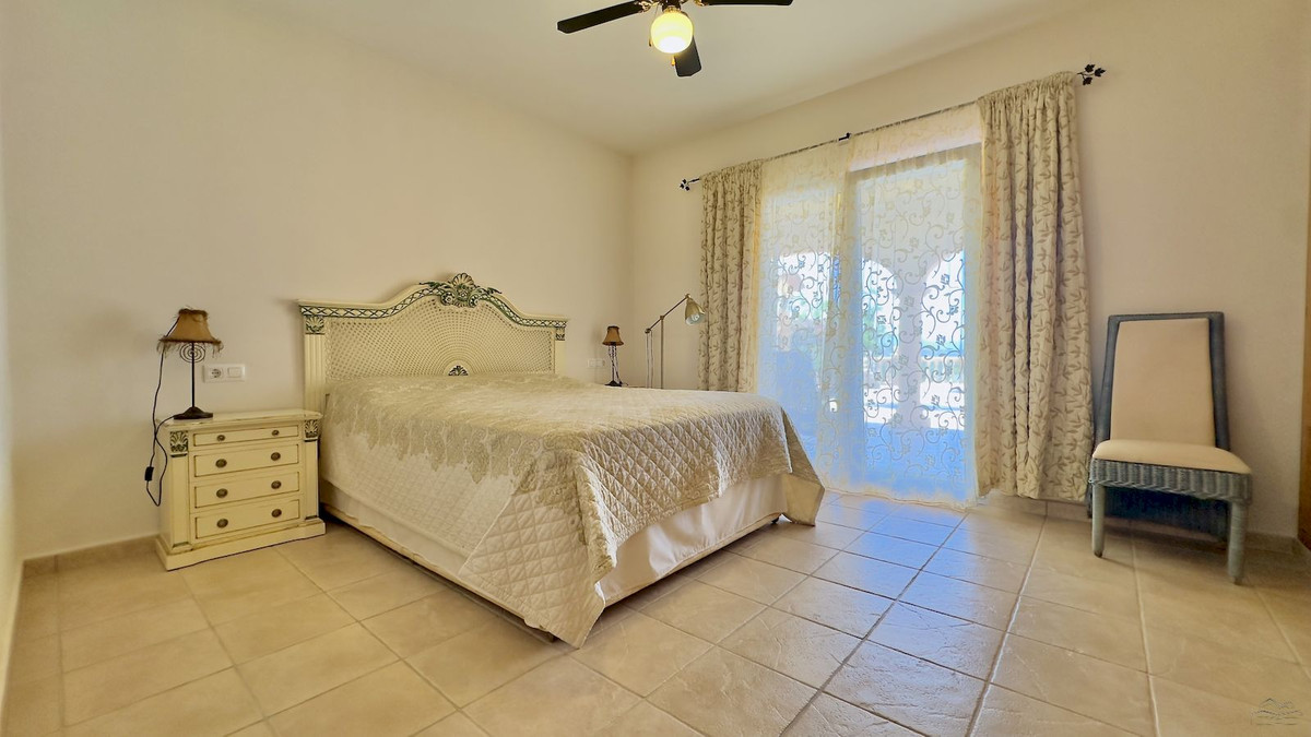 4 Bed Townhouse for sale in Javea Costa Blanca, Alicante, Spain