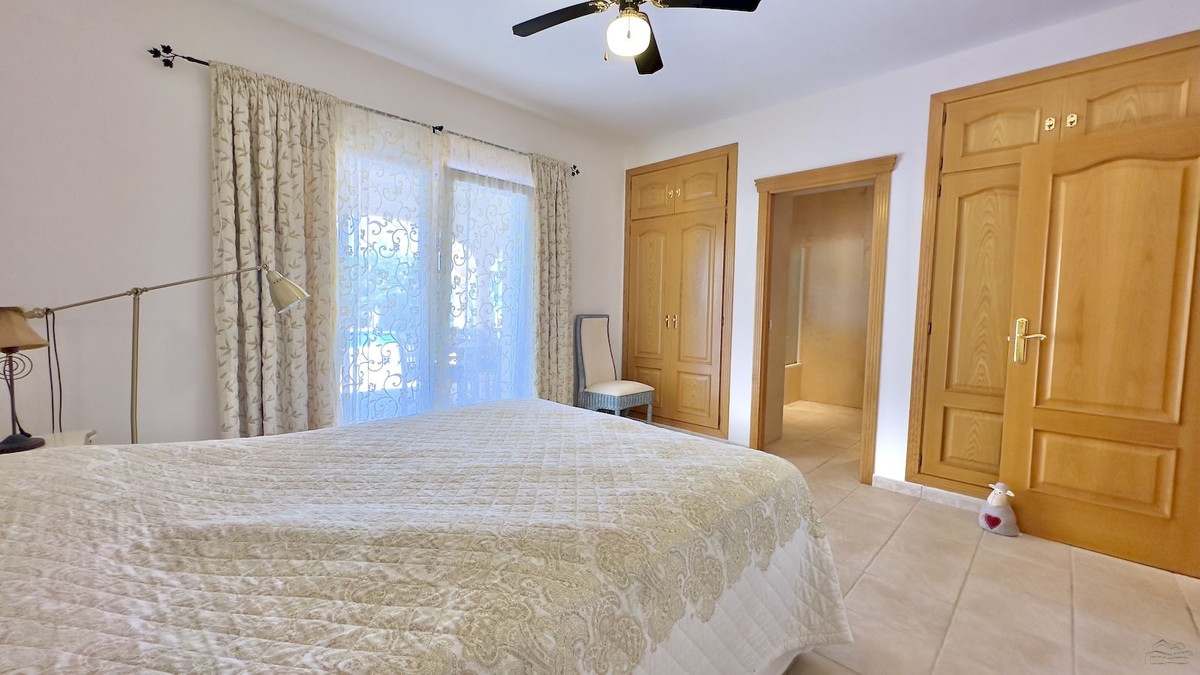 4 Bed Townhouse for sale in Javea Costa Blanca, Alicante, Spain