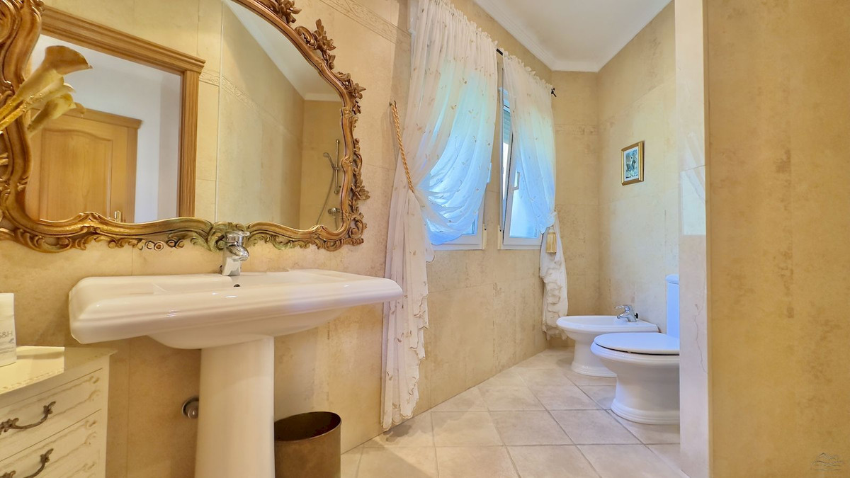 4 Bed Townhouse for sale in Javea Costa Blanca, Alicante, Spain