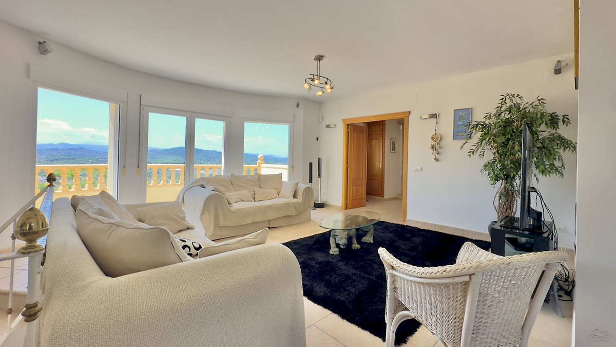 4 Bed Townhouse for sale in Javea Costa Blanca, Alicante, Spain