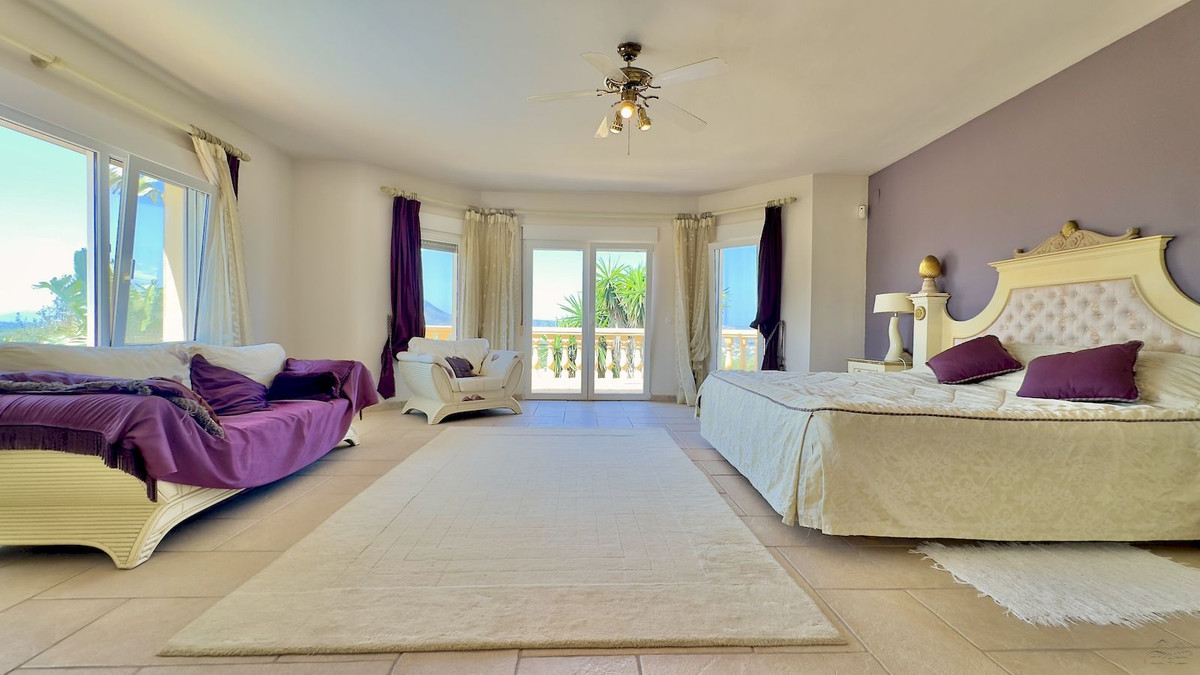 4 Bed Townhouse for sale in Javea Costa Blanca, Alicante, Spain