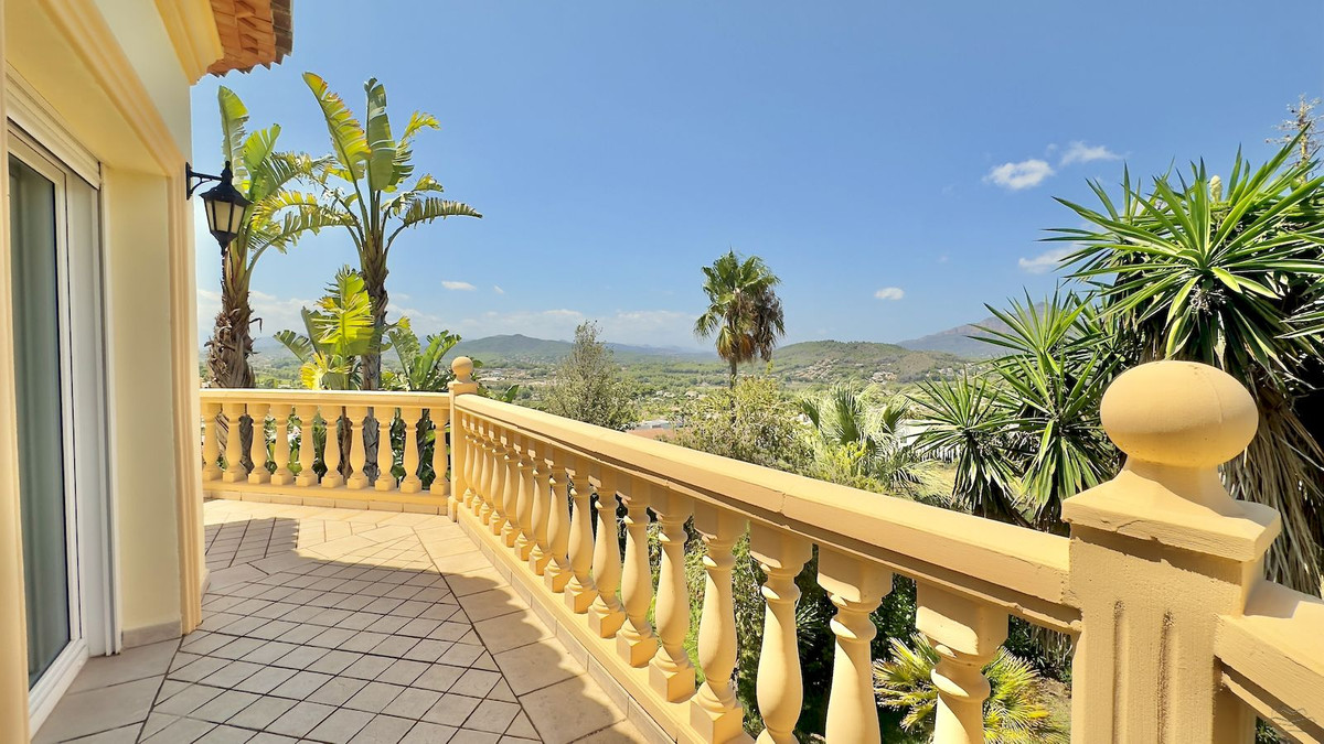 4 Bed Townhouse for sale in Javea Costa Blanca, Alicante, Spain