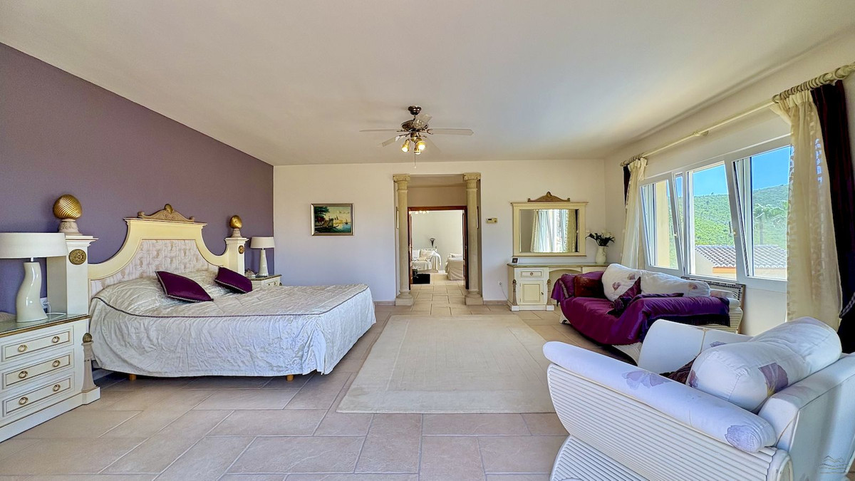 4 Bed Townhouse for sale in Javea Costa Blanca, Alicante, Spain