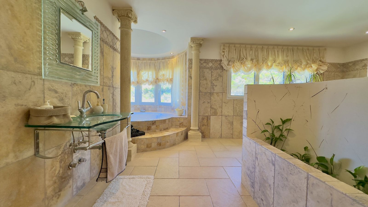 4 Bed Townhouse for sale in Javea Costa Blanca, Alicante, Spain