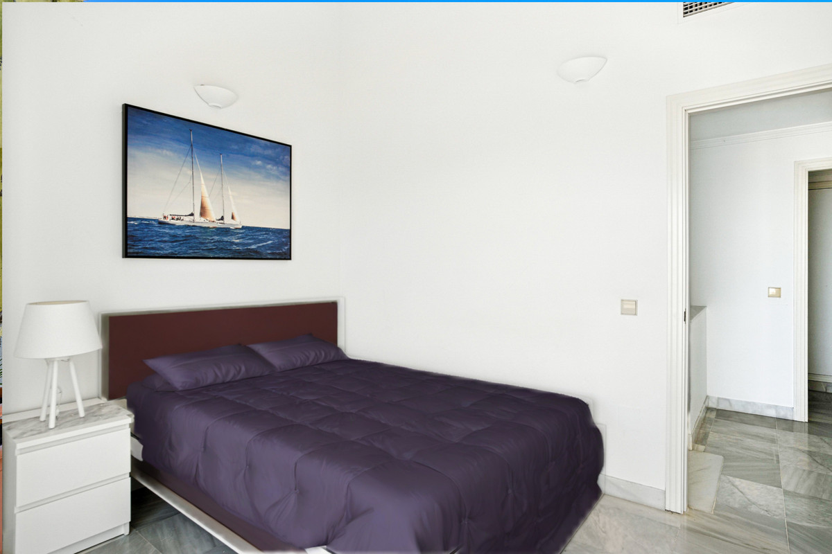 3 Bed Apartment for sale in The Golden Mile Costa Del Sol, Málaga, Spain