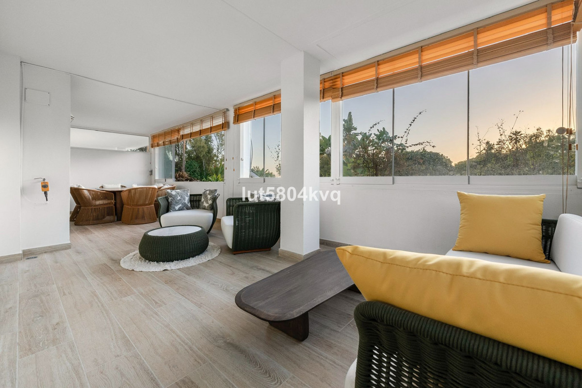 Se vende Apartamento Planta Baja de 3 dormitorios en Costa Del Sol, Málaga, España