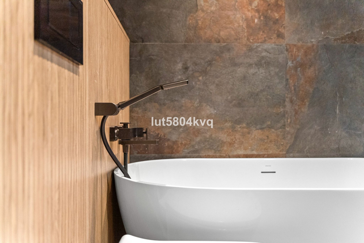 Se vende Apartamento Planta Baja de 3 dormitorios en Costa Del Sol, Málaga, España