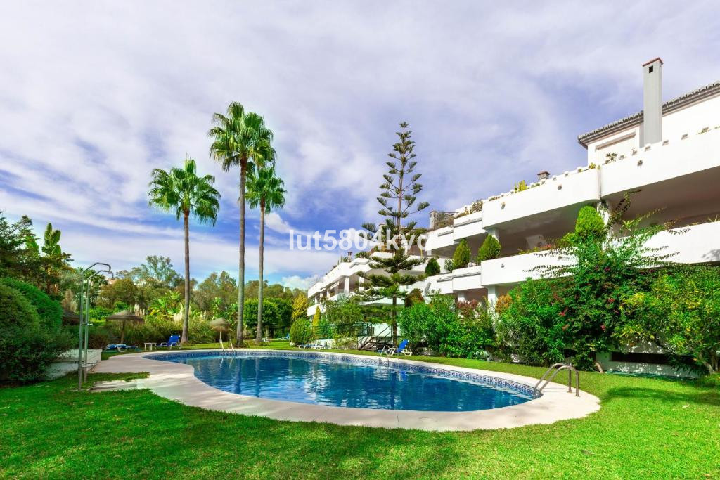 Se vende Apartamento Planta Baja de 3 dormitorios en Costa Del Sol, Málaga, España