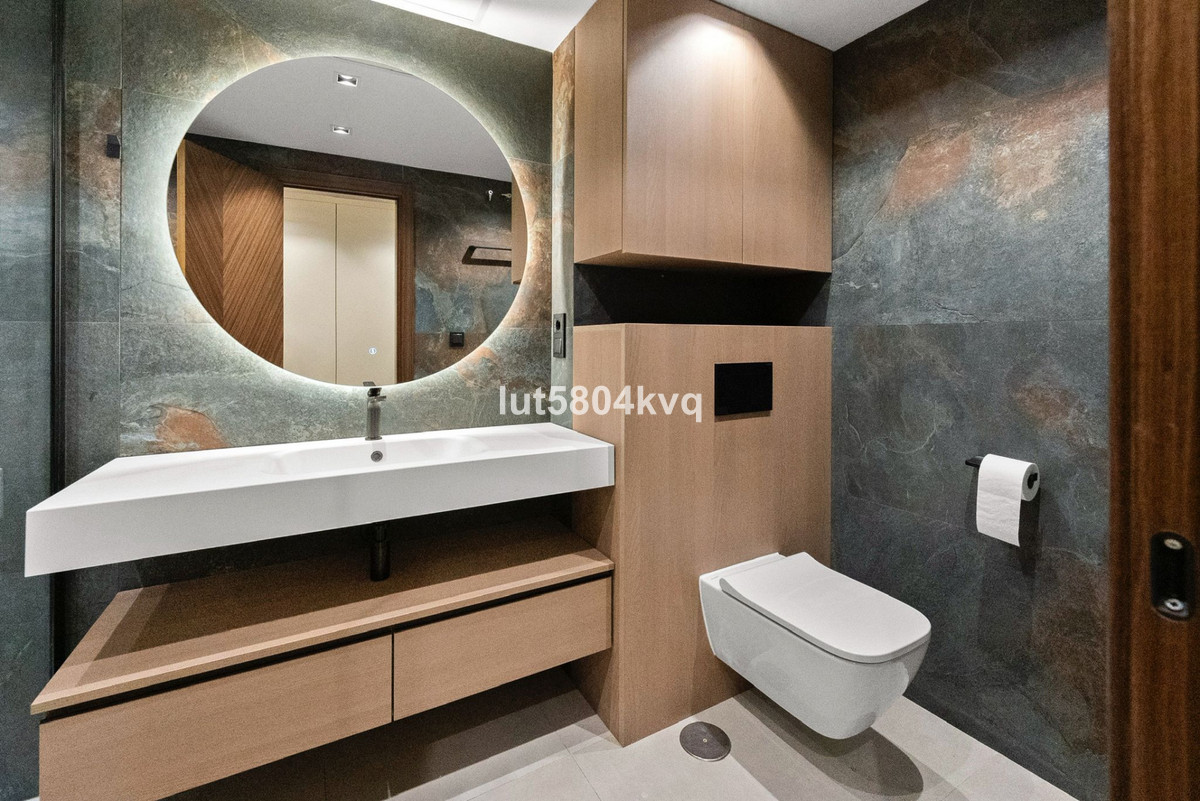 Se vende Apartamento Planta Baja de 3 dormitorios en Costa Del Sol, Málaga, España