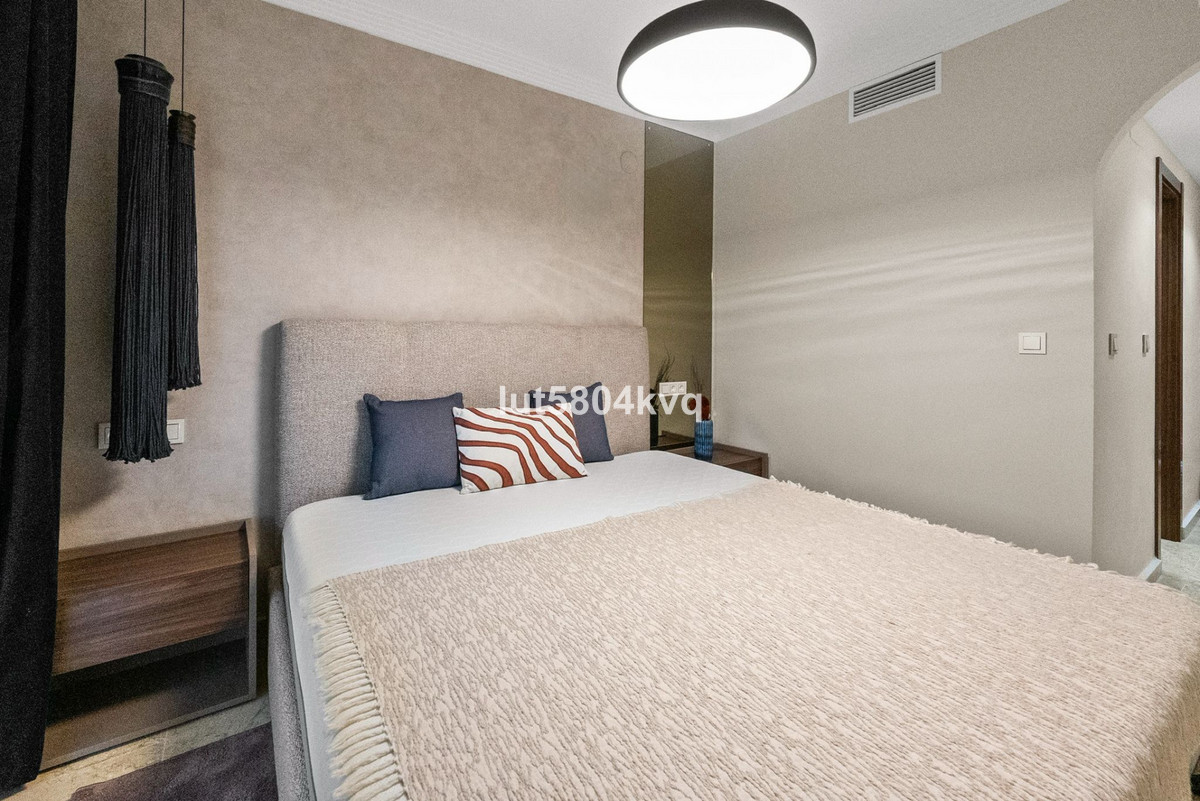 Se vende Apartamento Planta Baja de 3 dormitorios en Costa Del Sol, Málaga, España