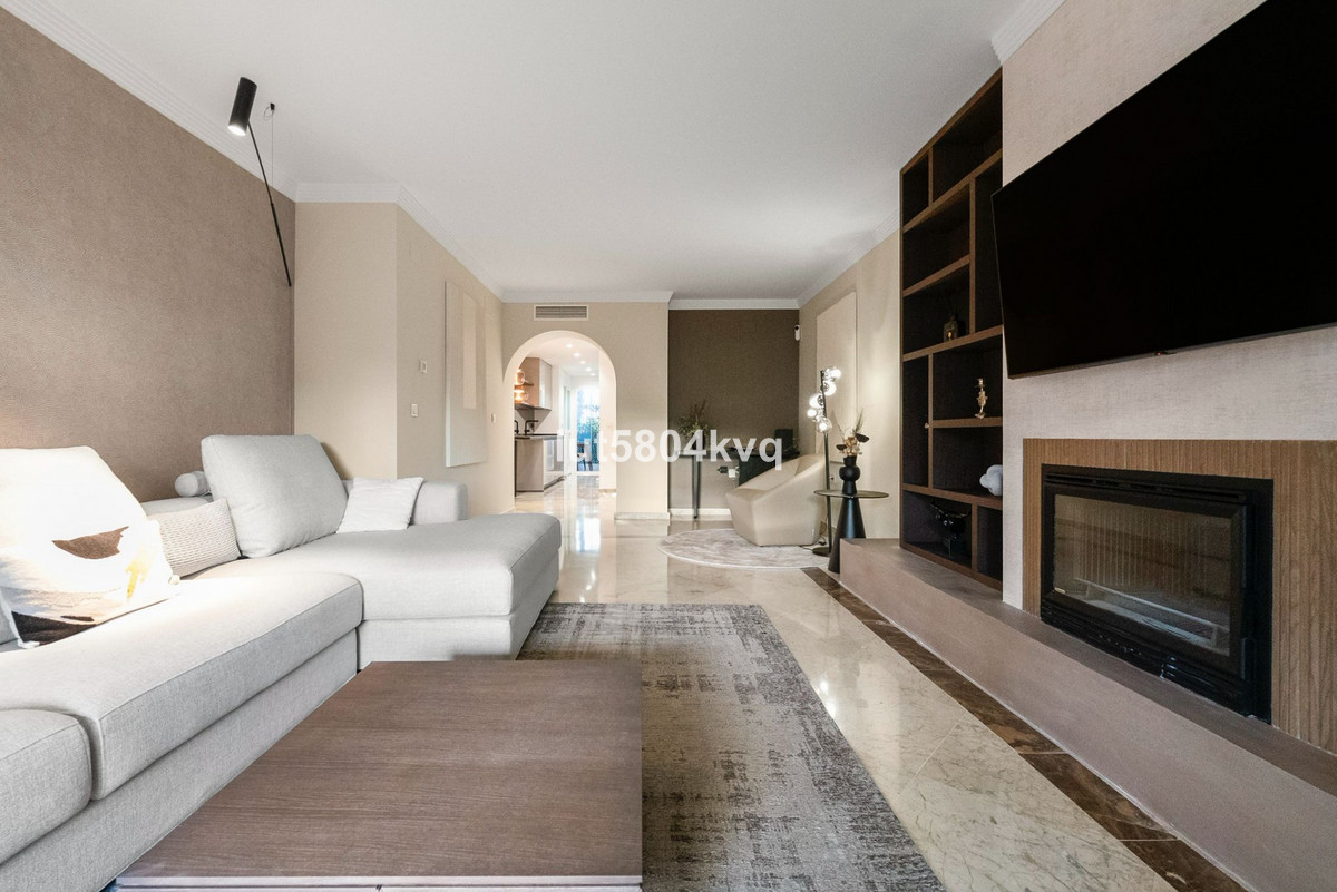 Se vende Apartamento Planta Baja de 3 dormitorios en Costa Del Sol, Málaga, España