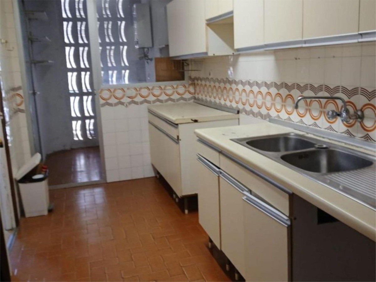 4 Bed Apartment for sale in Marbella Costa Del Sol, Málaga, Spain
