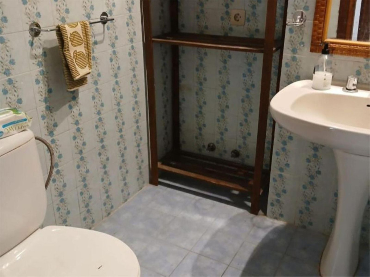 4 Bed Apartment for sale in Marbella Costa Del Sol, Málaga, Spain