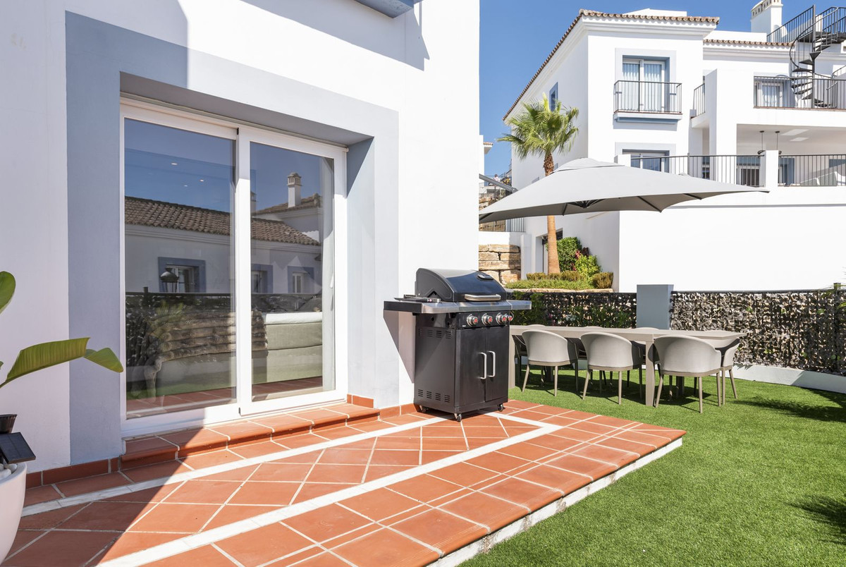 Se vende Apartamento Planta Baja de 3 dormitorios en Costa Del Sol, Málaga, España