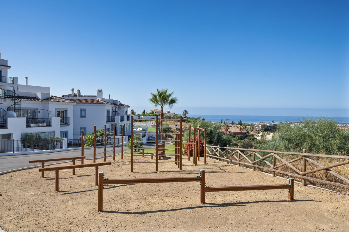 Se vende Apartamento Planta Baja de 3 dormitorios en Costa Del Sol, Málaga, España