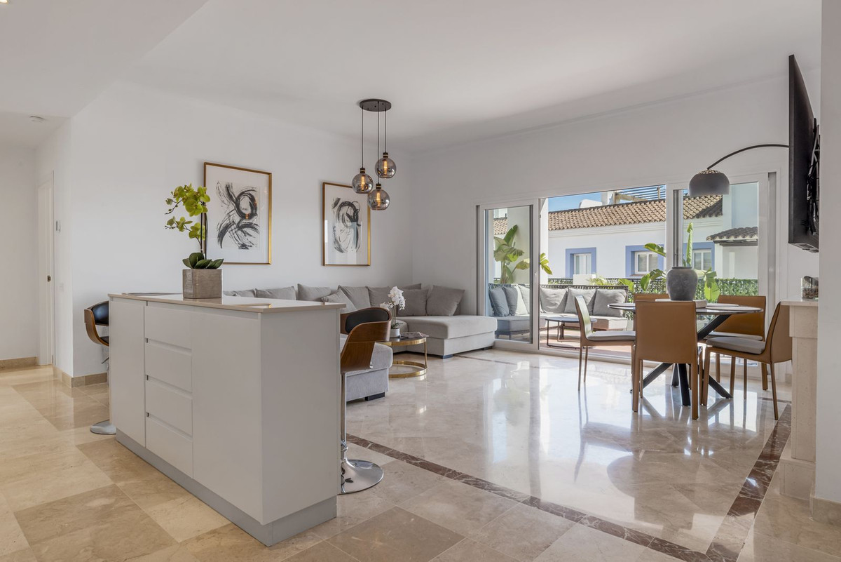 Se vende Apartamento Planta Baja de 3 dormitorios en Costa Del Sol, Málaga, España