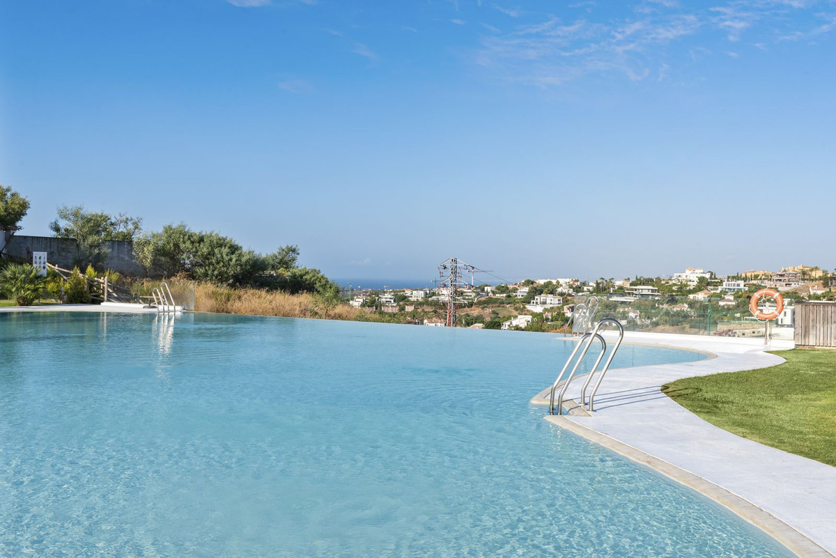Se vende Apartamento Planta Baja de 3 dormitorios en Costa Del Sol, Málaga, España