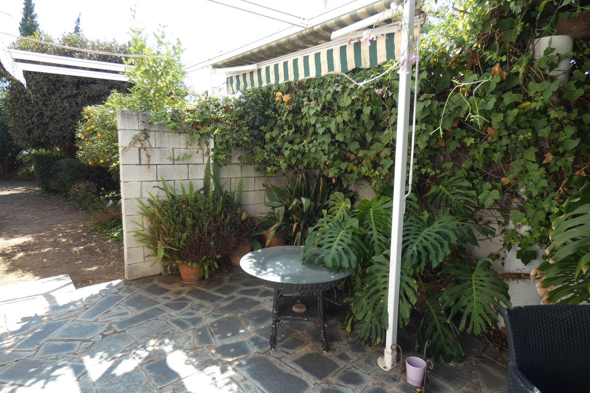 5 Bed Townhouse for sale in Marbella Costa Del Sol, Málaga, Spain