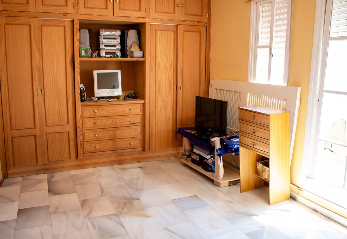 4 Bed Apartment for sale in San Pedro De Alcántara Costa Del Sol, Málaga, Spain