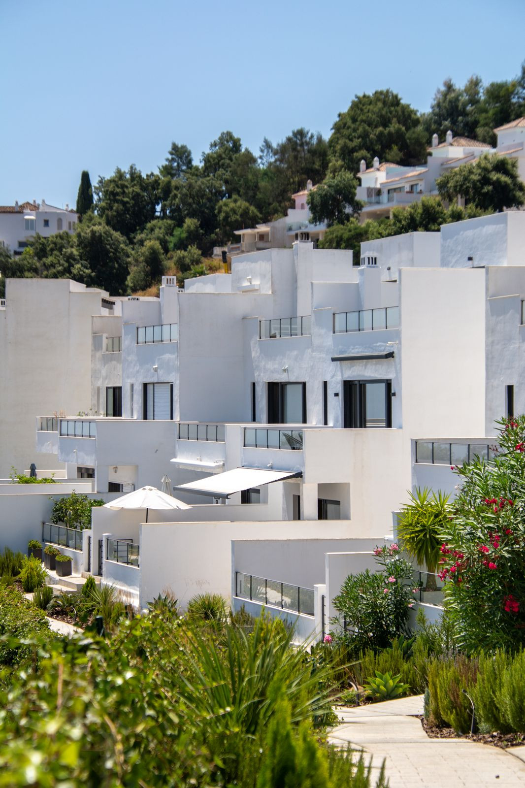 4 Bed Townhouse for sale in La Mairena Costa Del Sol, Málaga, Spain
