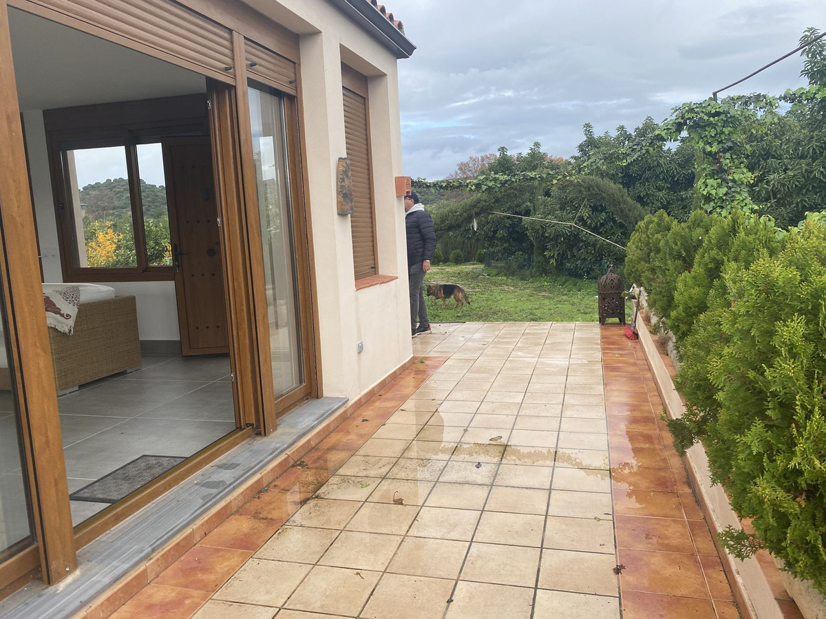 Se vende Terreno Rustico  en Costa Del Sol, Cadiz, España