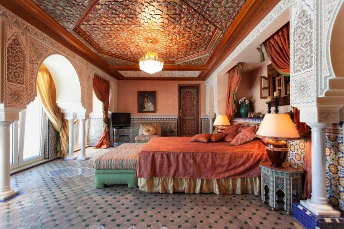 Se vende Villa - Chalet de 6 dormitorios en Costa Del Sol, Málaga, España