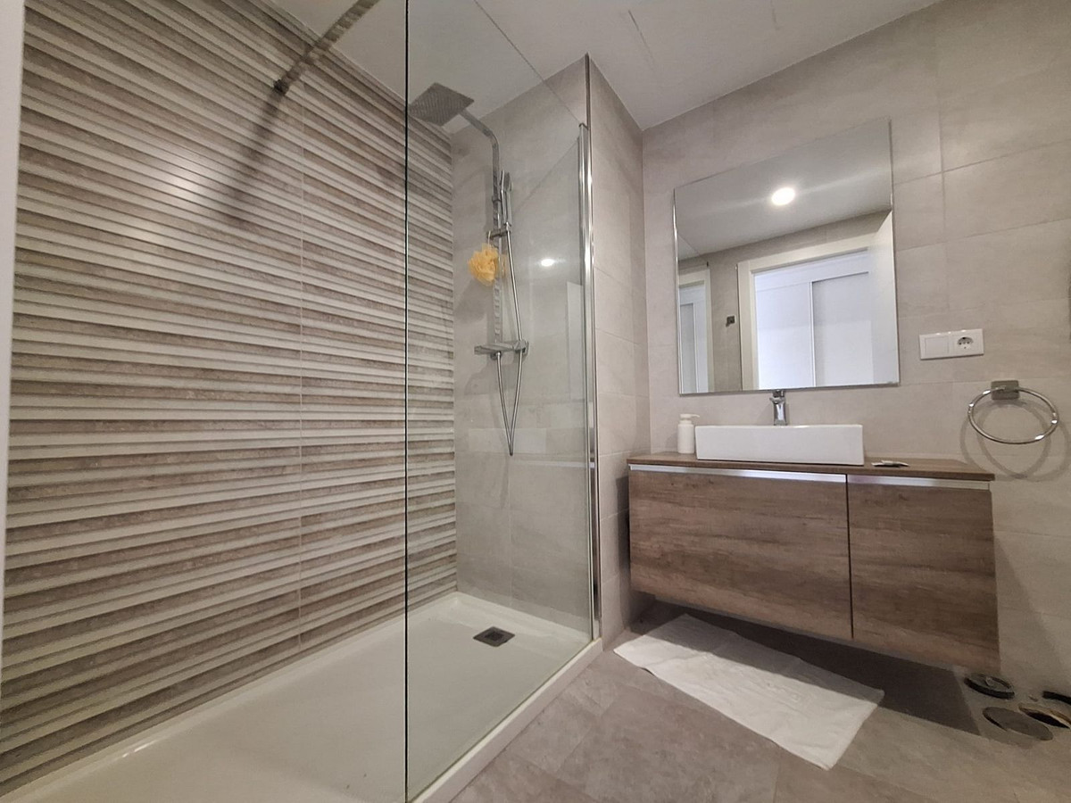 2 Bed Apartment for sale in Manilva Costa Del Sol, Málaga, Spain